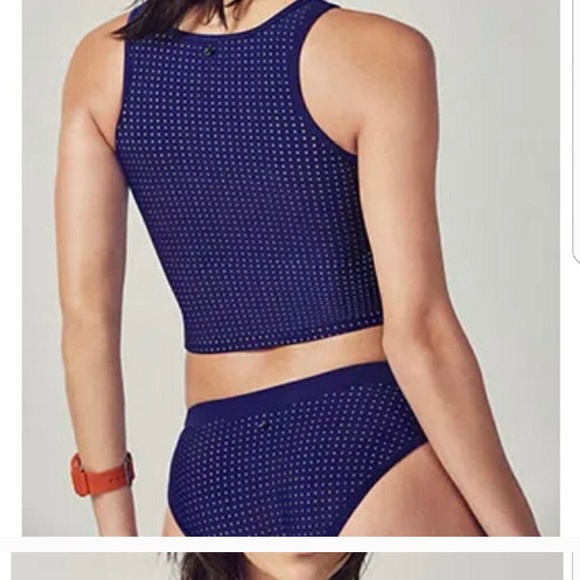 Swim top and bottom - Picture 2 of 3